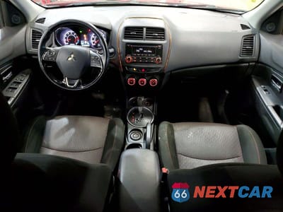 Zdjęcie 8 z 13 samochodu: 2017 MITSUBISHI OUTLANDER SPORT ES VIN:JA4AR3AU9HZ031925 - miniatura