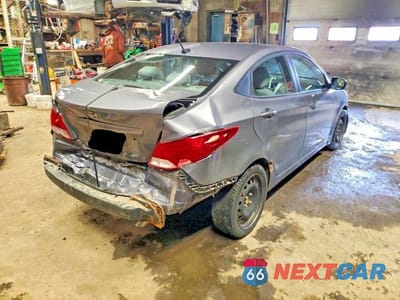 Trzecie zdjęcie samochodu z tyłu: 2017 HYUNDAI ACCENT SE VIN:KMHCT4AE3HU204345 - miniatura