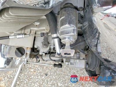 Zdjęcie 8 z 9 samochodu: 2006 HONDA VTX1300 C VIN:1HFSC55006A204814 - miniatura