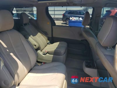 Zdjęcie 11 z 13 samochodu: 2013 TOYOTA SIENNA LIMITED 7-PASSENGER VIN:5TDDK3DCXDS052675 - miniatura