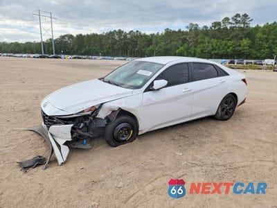 2021 HYUNDAI ELANTRA SEL 5NPLM4AG4MH017459 - główne zdjęcie licytacji z USA - miniatura