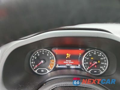 Zdjęcie 9 z 14 samochodu: 2021 JEEP RENEGADE LATITUDE VIN:ZACNJDBB9MPM67200 - miniatura