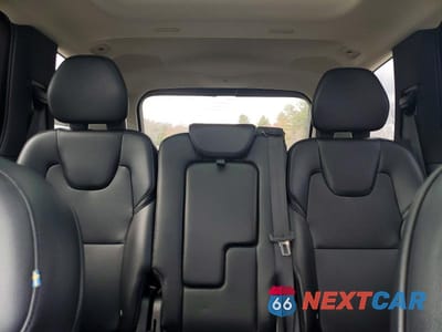 Zdjęcie 10 z 12 samochodu: 2016 VOLVO XC90 T5 VIN:YV4102XK5G1056461 - miniatura