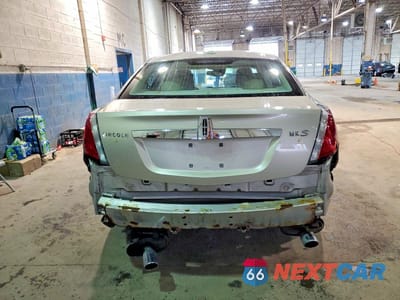 Zdjęcie 6 z 12 samochodu: 2011 LINCOLN MKS VIN:1LNHL9DR9BG615305 - miniatura