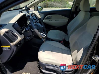 Zdjęcie 7 z 12 samochodu: 2013 KIA RIO LX VIN:KNADM4A32D6243895 - miniatura