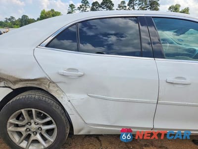 Zdjęcie 10 z 12 samochodu: 2014 CHEVROLET MALIBU 1LT VIN:1G11C5SL5EF137402 - miniatura
