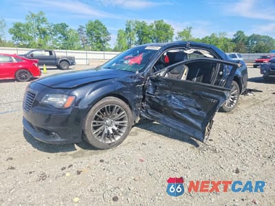 2013 CHRYSLER 300C VARVATOS 2C3CCADG5DH745849 - główne zdjęcie licytacji z USA - miniatura