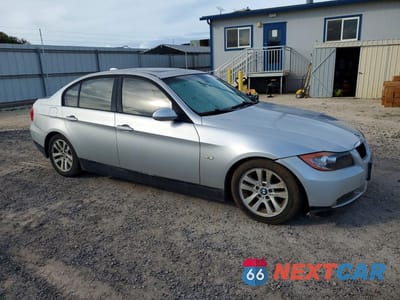 Czwarte zdjęcie samochodu z boku: 2006 BMW 325 VIN:WBAVB13566KX34262 - miniatura