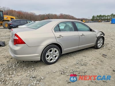 Trzecie zdjęcie samochodu z tyłu: 2010 FORD FUSION SE VIN:3FAHP0HA8AR222188 - miniatura