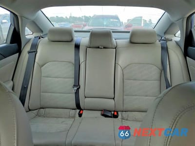 Zdjęcie 10 z 13 samochodu: 2015 HYUNDAI SONATA SPORT VIN:5NPE34AF6FH138239 - miniatura