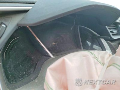 Zdjęcie 9 z 12 samochodu: 2019 HONDA CIVIC EX VIN:19XFC1F37KE004212 - miniatura