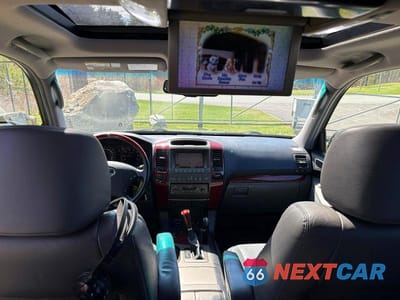 Zdjęcie 9 z 11 samochodu: 2009 LEXUS GX 470 VIN:JTJBT20XX90176007 - miniatura
