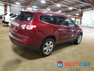 Trzecie zdjęcie samochodu z tyłu: 2016 CHEVROLET TRAVERSE LT VIN:1GNKRGKD4GJ170543 - miniatura