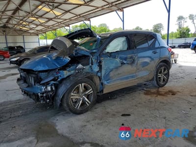 2023 VOLVO XC40 CORE YV4K92HK8P2921541 - główne zdjęcie licytacji z USA - miniatura