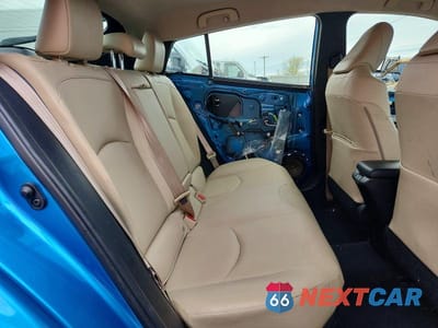 Zdjęcie 11 z 14 samochodu: 2019 TOYOTA PRIUS XLE AWD-E VIN:JTDL9RFU1K3002049 - miniatura