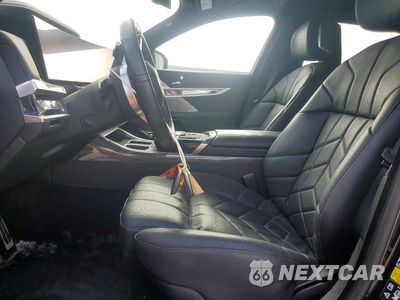 Zdjęcie 7 z 12 samochodu: 2023 BMW 760 XI VIN:WBA33EJ04PCM62938 - miniatura