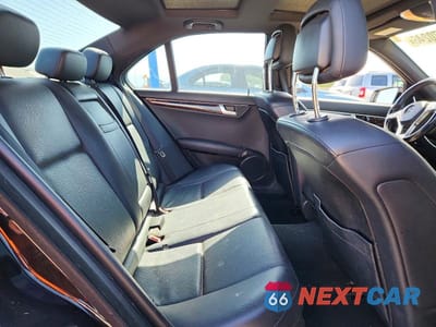 Zdjęcie 10 z 12 samochodu: 2013 MERCEDES-BENZ C 300 4MATIC VIN:WDDGF8AB5DR240860 - miniatura