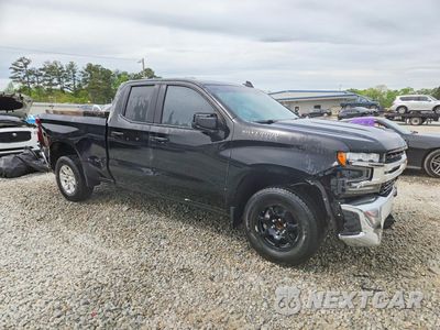 Czwarte zdjęcie samochodu z boku: 2020 CHEVROLET SILVERADO C1500 LT VIN:1GCRWCEK3LZ175862 - miniatura