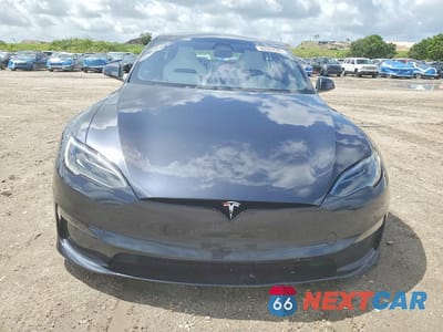 Piąte zdjęcie samochodu w środku: 2024 TESLA MODEL S VIN:5YJSA1E6XRF538745 - miniatura