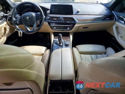 Zdjęcie 8 z 12 samochodu: 2019 BMW 530 XI XDRIVE SPORT VIN:WBAJA7C50KWW17526 - miniatura