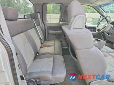 Zdjęcie 10 z 12 samochodu: 2004 FORD F150 VIN:1FTRX12W24NA10239 - miniatura
