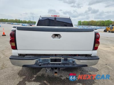 Zdjęcie 6 z 12 samochodu: 2005 GMC NEW SIERRA C1500 VIN:2GTEC13T651185532 - miniatura