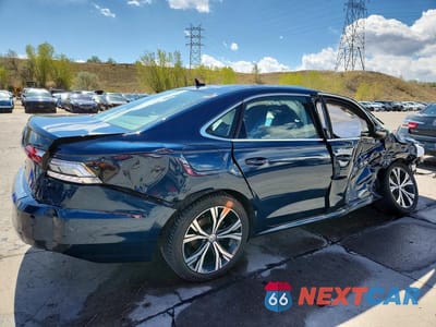 Trzecie zdjęcie samochodu z tyłu: 2021 VOLKSWAGEN PASSAT SE VIN:1VWSA7A34MC002861 - miniatura
