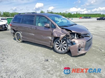 Czwarte zdjęcie samochodu z boku: 2019 TOYOTA SIENNA LIMITED PREMIUM 7-PASSENGER VIN:5TDDZ3DC5KS213412 - miniatura