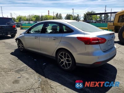 Drugie zdjęcie samochodu z przodu: 2017 FORD FOCUS SEL VIN:1FADP3H28HL258013 - miniatura