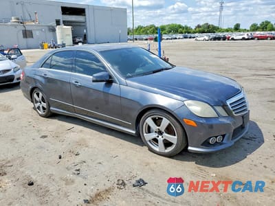 Czwarte zdjęcie samochodu z boku: 2010 MERCEDES-BENZ E 350 4MATIC VIN:WDDHF8HB9AA133492 - miniatura