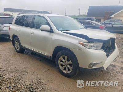 Czwarte zdjęcie samochodu z boku: 2013 TOYOTA HIGHLANDER SE VIN:5TDBK3EH3DS195548 - miniatura