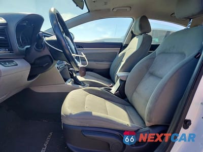 Zdjęcie 7 z 12 samochodu: 2017 HYUNDAI ELANTRA SE VIN:5NPD84LF7HH065234 - miniatura