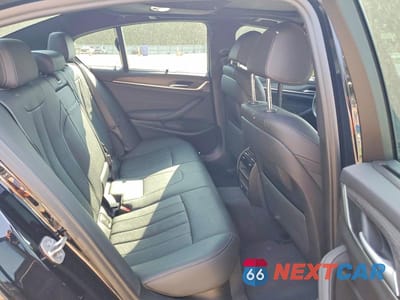 Zdjęcie 10 z 12 samochodu: 2022 BMW 530 I VIN:WBA53BH0XNCJ32411 - miniatura