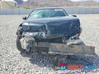 Piąte zdjęcie samochodu w środku: 2014 SCION TC BASE VIN:JTKJF5C70E3073053 - miniatura