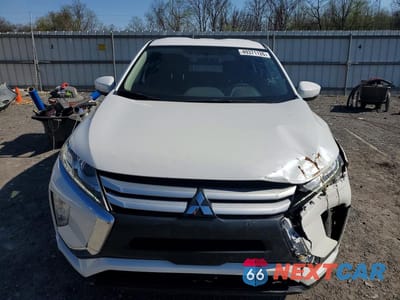Piąte zdjęcie samochodu w środku: 2019 MITSUBISHI ECLIPSE CROSS ES VIN:JA4AT3AA6KZ035526 - miniatura