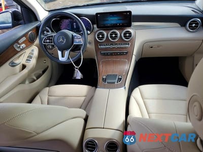 Zdjęcie 8 z 13 samochodu: 2022 MERCEDES-BENZ GLC 300 4MATIC VIN:W1N0G8EB0NG115614 - miniatura