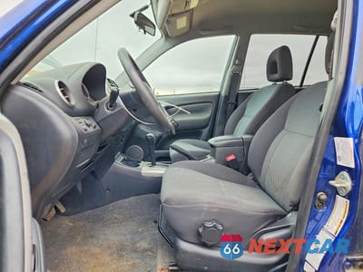 Zdjęcie 7 z 13 samochodu: 2004 TOYOTA RAV4 BASE VIN:JTEHD20V646005670 - miniatura