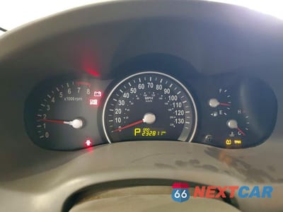 Zdjęcie 9 z 13 samochodu: 2011 KIA SEDONA LX VIN:KNDMG4C75B6366145 - miniatura