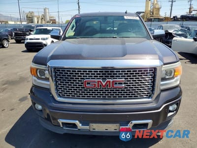 Piąte zdjęcie samochodu w środku: 2014 GMC SIERRA K1500 DENALI VIN:3GTU2WEC9EG393467 - miniatura
