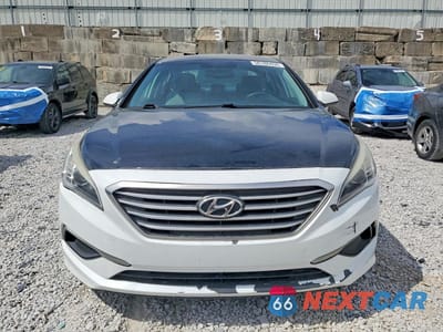 Piąte zdjęcie samochodu w środku: 2016 HYUNDAI SONATA SE VIN:5NPE24AF1GH426139 - miniatura