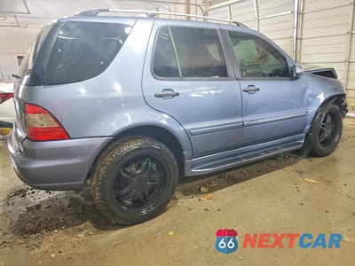 Trzecie zdjęcie samochodu z tyłu: 2005 MERCEDES-BENZ ML 350 VIN:4JGAB57E25A541089 - miniatura
