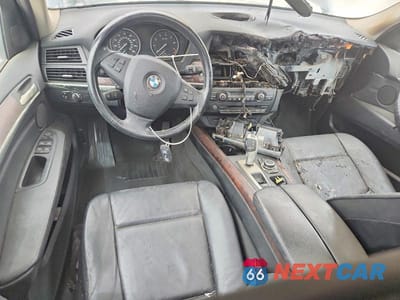 Zdjęcie 8 z 12 samochodu: 2011 BMW X5 XDRIVE35I VIN:5UXZV4C59BL405748 - miniatura