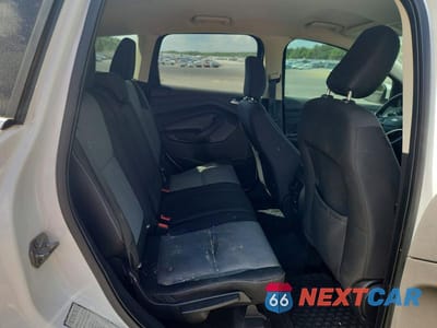 Zdjęcie 11 z 13 samochodu: 2019 FORD ESCAPE SE VIN:1FMCU9G91KUB66609 - miniatura