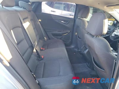 Zdjęcie 10 z 12 samochodu: 2019 CHEVROLET MALIBU LT VIN:1G1ZD5ST4KF178101 - miniatura
