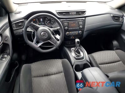 Zdjęcie 8 z 14 samochodu: 2017 NISSAN ROGUE S VIN:KNMAT2MT4HP511502 - miniatura