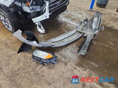Zdjęcie 13 z 14 samochodu: 2018 FORD ECOSPORT TITANIUM VIN:MAJ6P1WLXJC248291 - miniatura