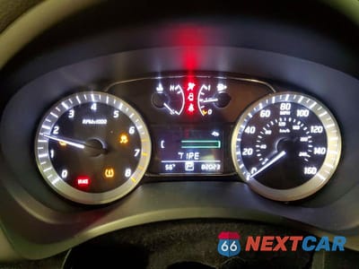 Zdjęcie 9 z 12 samochodu: 2013 NISSAN SENTRA S VIN:3N1AB7AP8DL652721 - miniatura