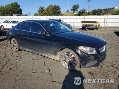Czwarte zdjęcie samochodu z boku: 2016 MERCEDES-BENZ C 300 VIN:55SWF4JB2GU132879 - miniatura