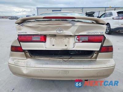 Zdjęcie 6 z 11 samochodu: 1998 TOYOTA CAMRY LE VIN:JT2BG22KXW0219449 - miniatura