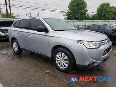 Czwarte zdjęcie samochodu z boku: 2014 MITSUBISHI OUTLANDER ES VIN:JA4AD2A37EZ001060 - miniatura
